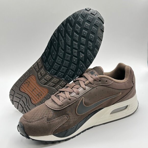 Women's Nike Air Max Solo Baroque Brown  Sneakers FN0784-200 Size 10 - Picture 6 of 11